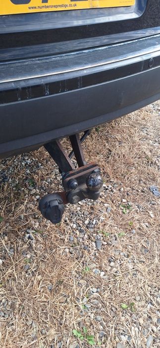 Dezmembrez volkswagen touareg 3.0 v6 BKS facelift