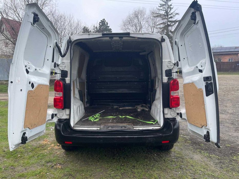 Opel Vivaro//1.5 Diesel/