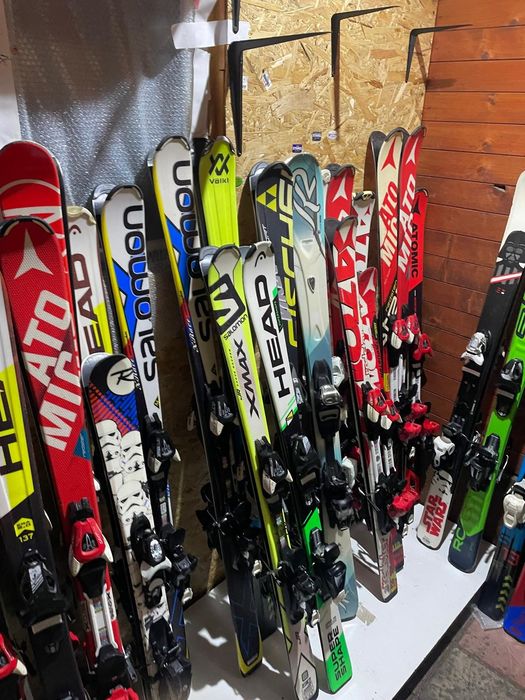 schiuri copii adulti skiuri incepator  intermediari