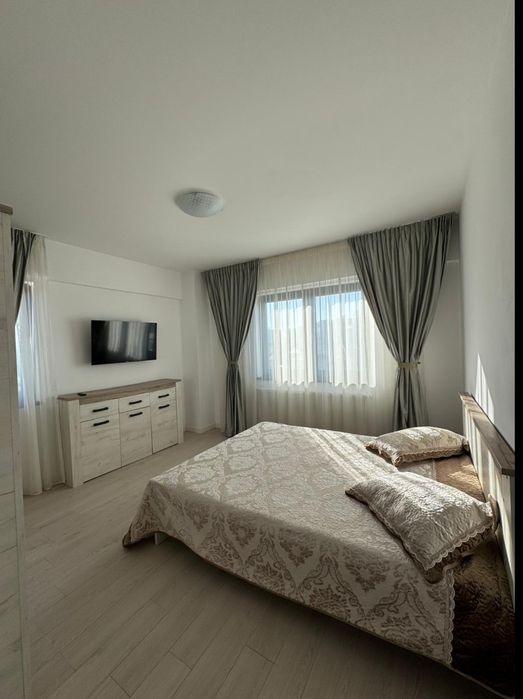 Apartament cu 3 camere