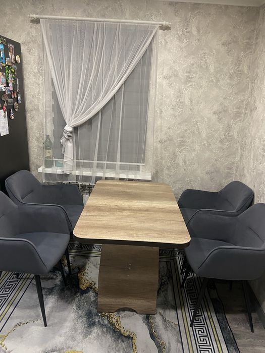 Продам стулья для кухни