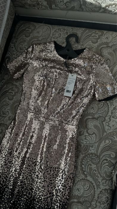 Продам платье от бренда Т&Т
