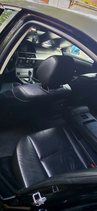 Vând e60 an 2008