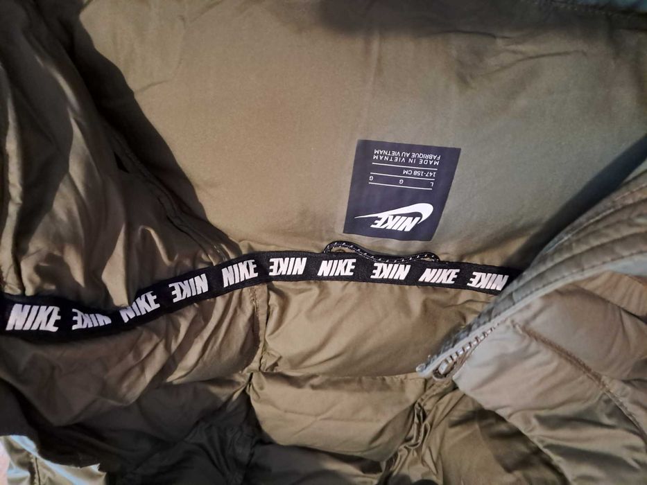 Nike дамско зимно яке M