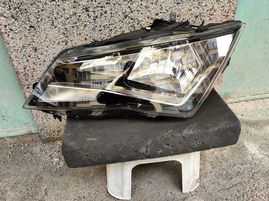 Оригинален фар Сеат Атека  Seat Ateca Led