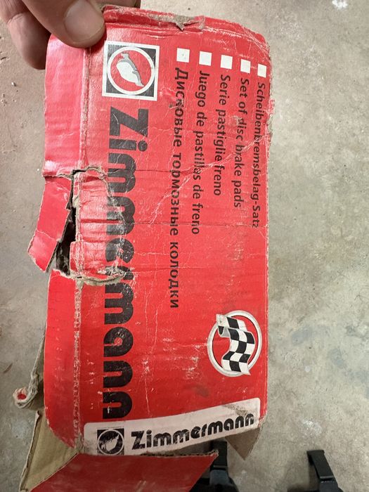 Автомобилни спирачни накладки Zimmermann  23698.170.1.