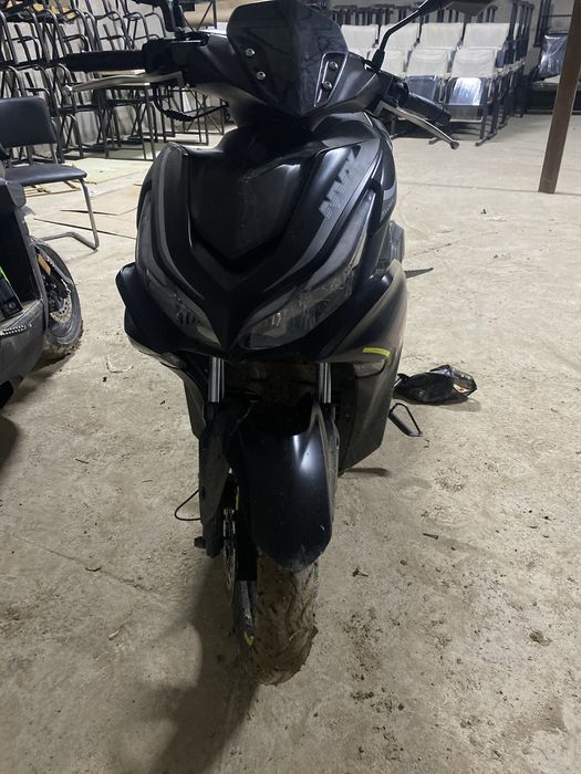 moto skuter yamaxa 175kub