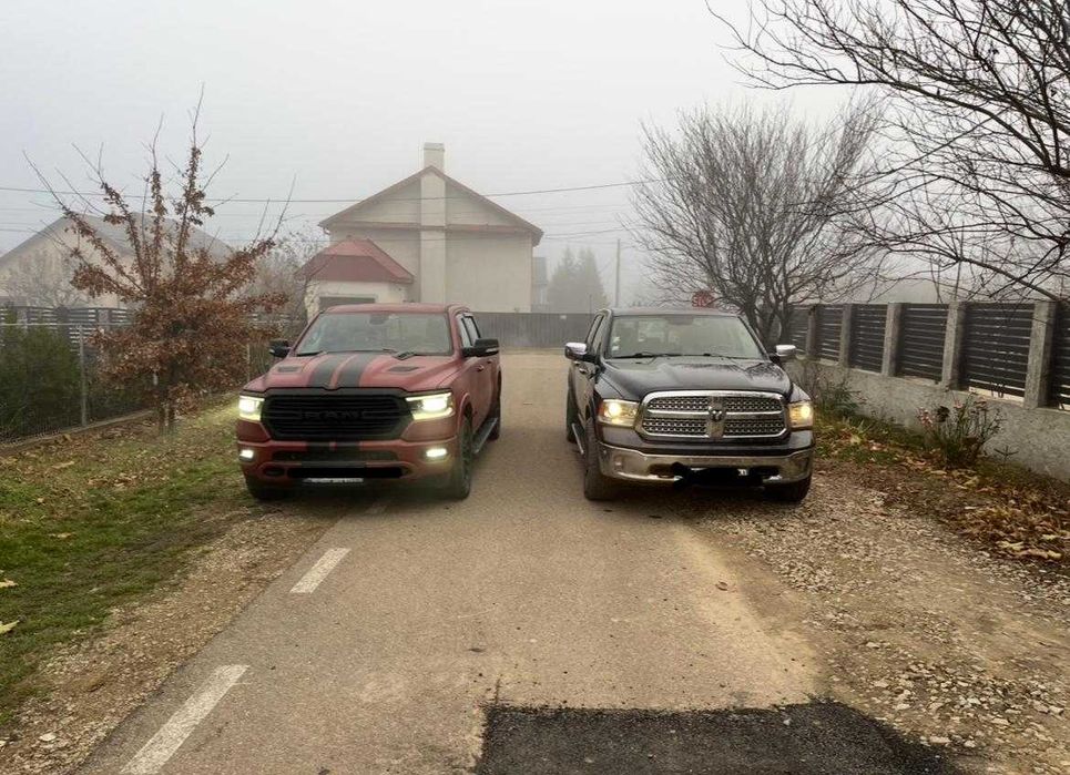 Dodge RAM  2 a bucati