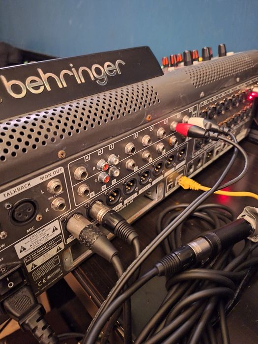 Цифровой микшерный пульт behringer x32 compact