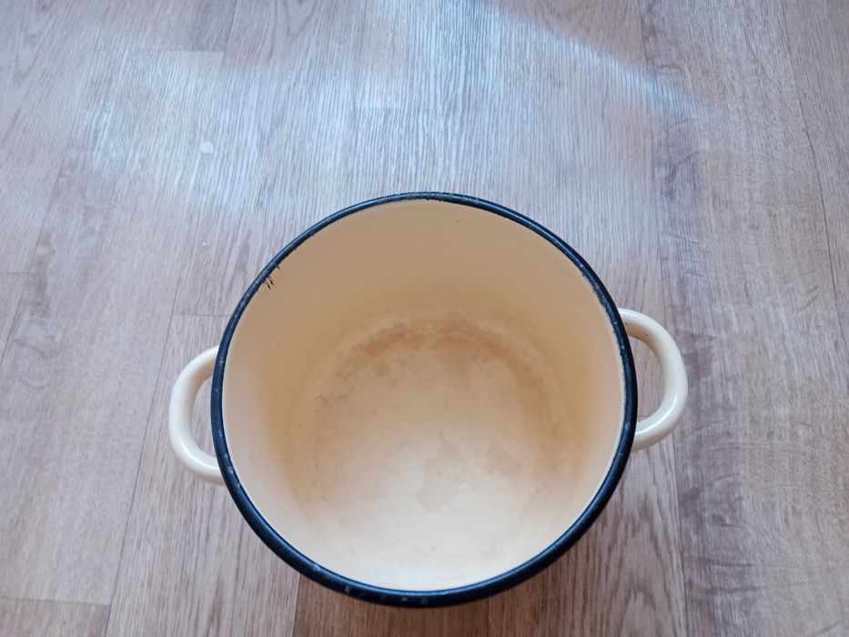 Кастрюля эмалированная, 2,5 л