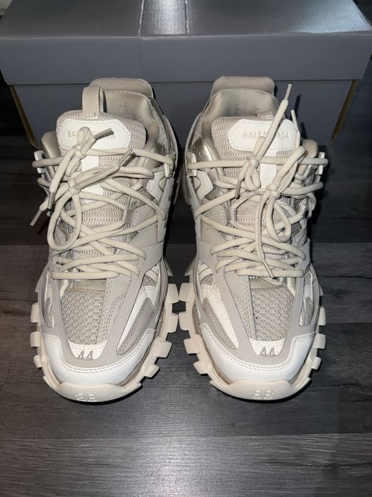 balenciaga track beige