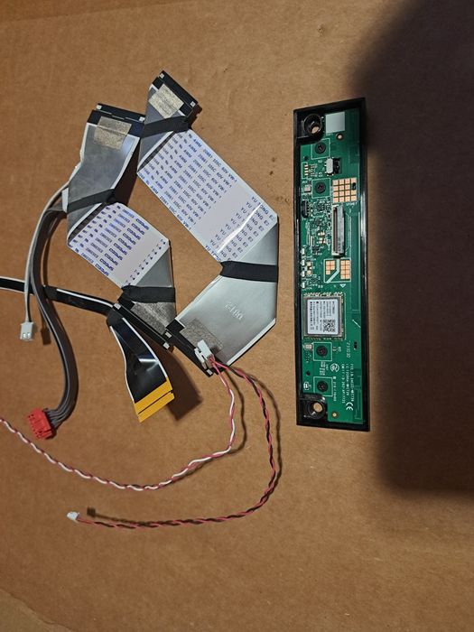 Piese Televizor TCL QLED 43C645, 108 cm, Smart Google TV, 4K Ultra HD,