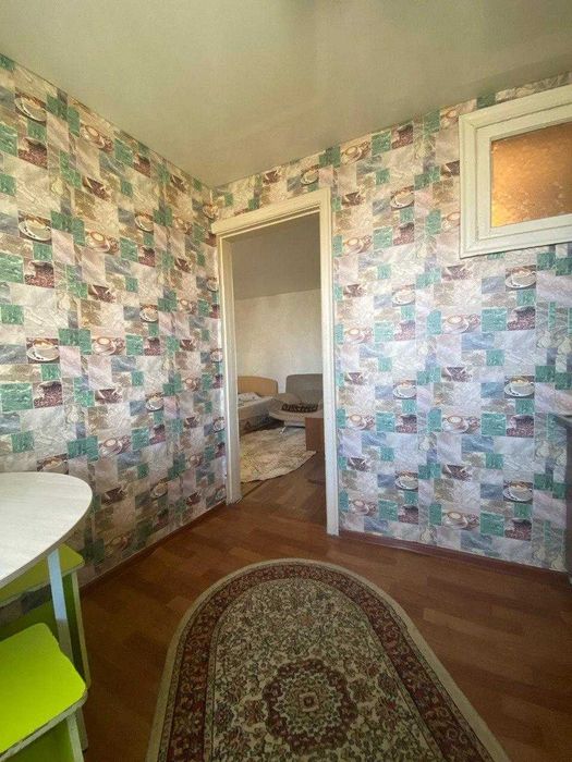 продам 1 комнатную в центре