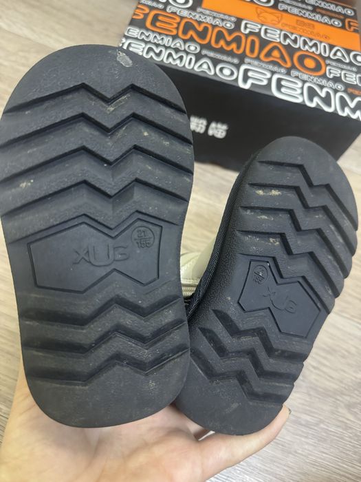 Продам детские зимние сапожки