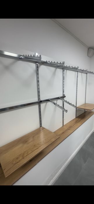 Оборудование для магазина одежды