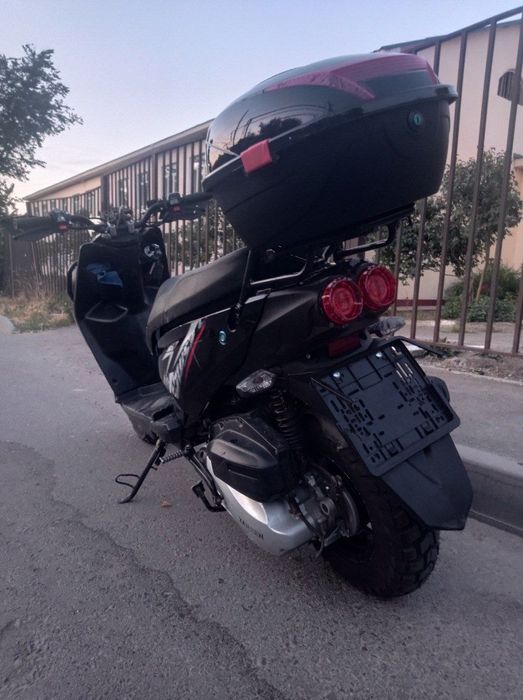 Мопеды/скутера 150см.