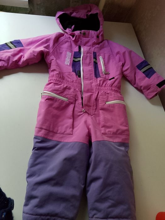 Зимний комбинезон для девочки