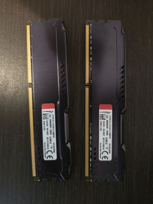 Memorii RAM Hyper X 2x8 gb DDR 3