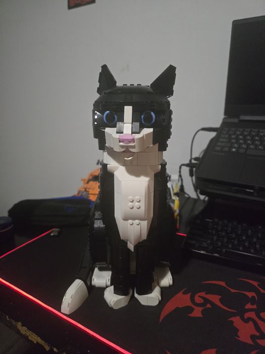 Lego Tuxedo Cat #21349