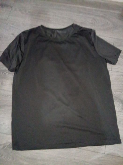 Tricou gri stralucitor