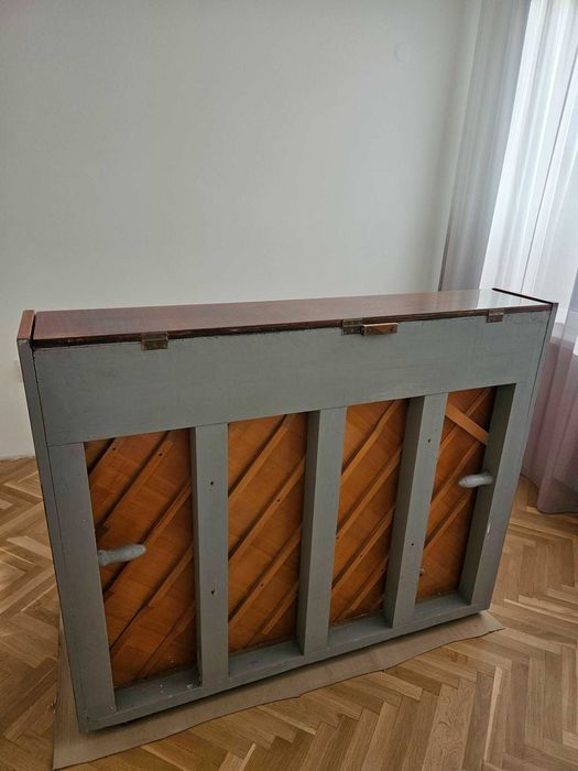 Подарявам работещо пиано Лирика