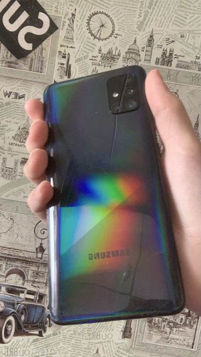 продам телефон идеал состояние