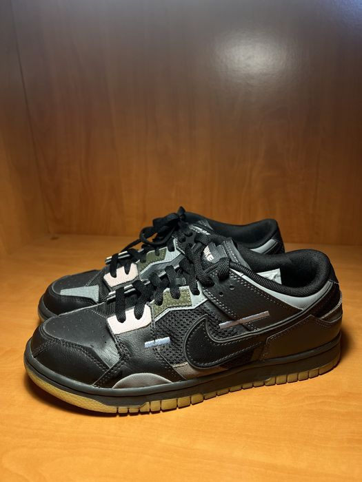 Nike Dunk Low ………..