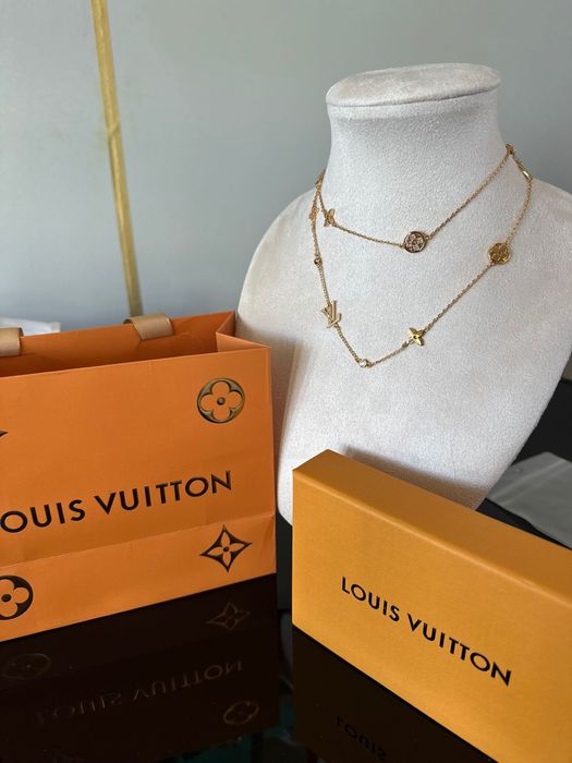 Lantisor Louis Vuitton, placat aur 18k