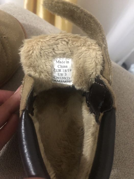 Ghete imblanite h&m, marimea 18-19