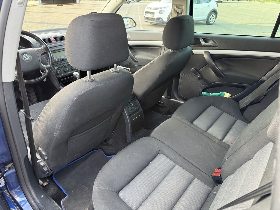 Skoda Octavia 2 / An 2008 / 2.0 Diesel / 140 Cp / Xenon / Schimb cu 4x4 / Dublu Climatronic / Euro 4 / Propietar