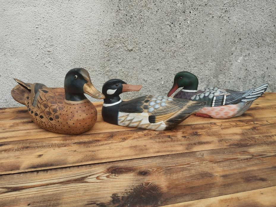 Ръчно изработено и боядисано дървено пате