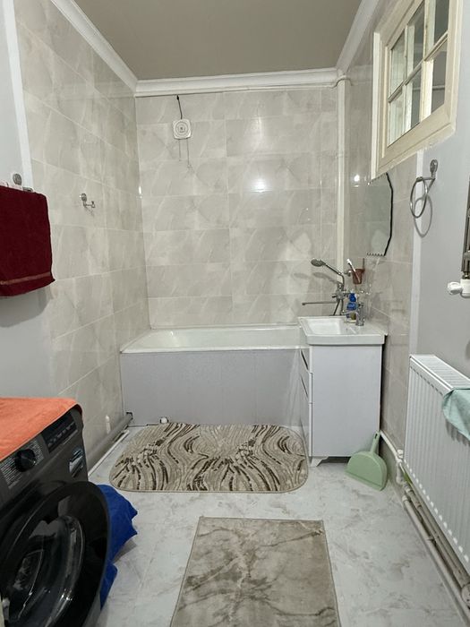 Сдается 2х комнатная квартира в центре города 2-этаж