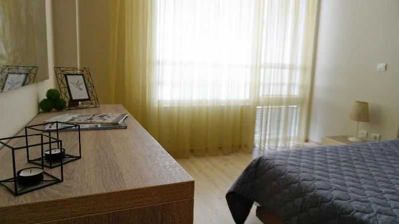 Дава се под наем Тристаен апартамент в София, Лозенец - 101 кв.м за 561 € - Снимка #10