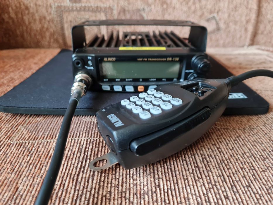 statie radio taxi vhf/uhf alinco dr 138 60w