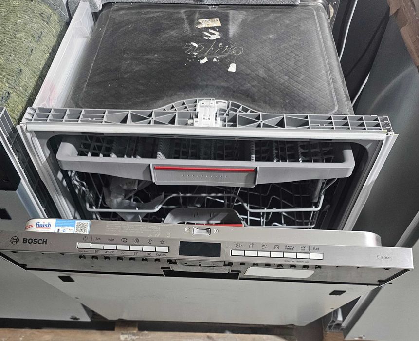 Bosch SMV4HVX45E е напълно вградена съдомиялна машина 60 см от серия Bosch Serie 4