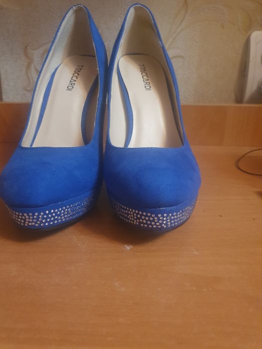 Туфли новые 1 раз одевали