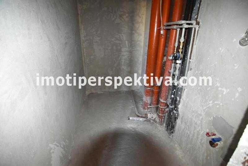 Продава се Тристаен апартамент в Пловдив, Тракия - 97 кв.м за 683 €/кв.м - Снимка #9