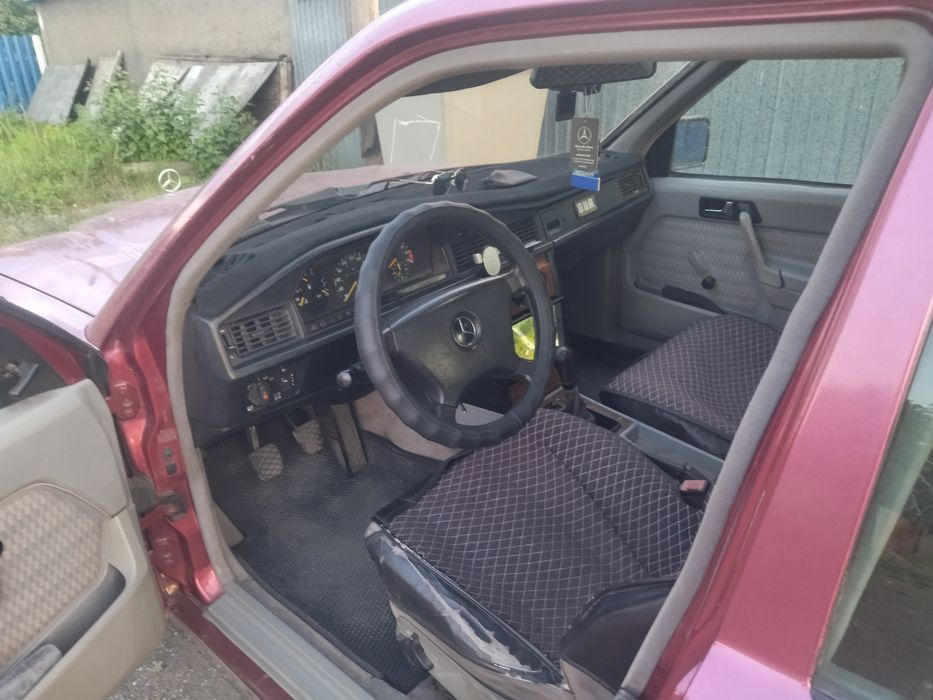 Продам мерседес 190