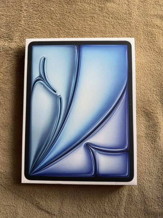 ipad air 13 M4 blue SIGILAT  256 Gb