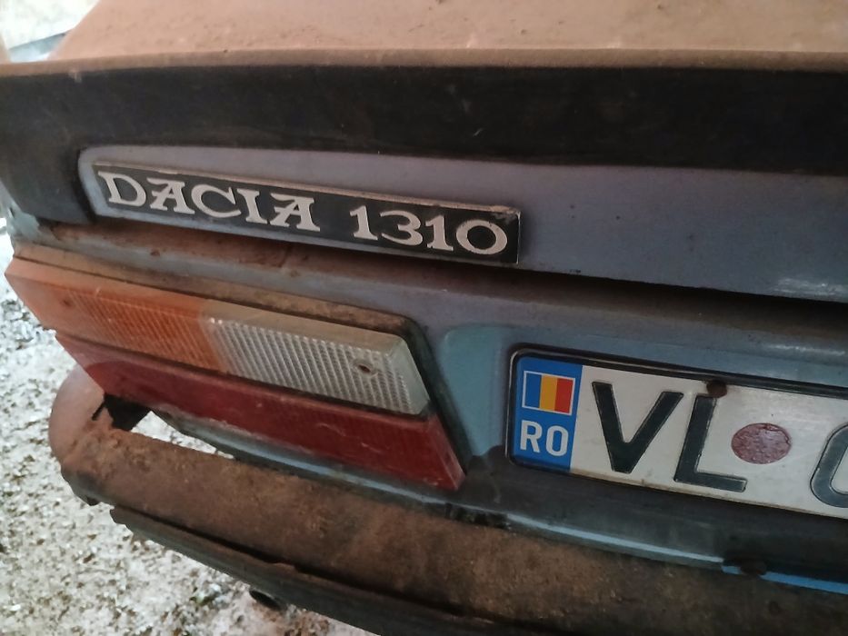 Dacia 1310 stat in garaj
