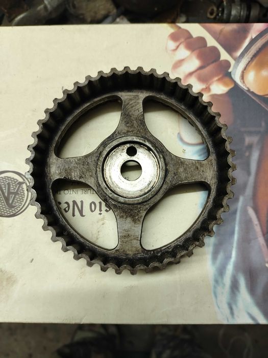 Двигатель Мицубиси 4G93 в разбор.