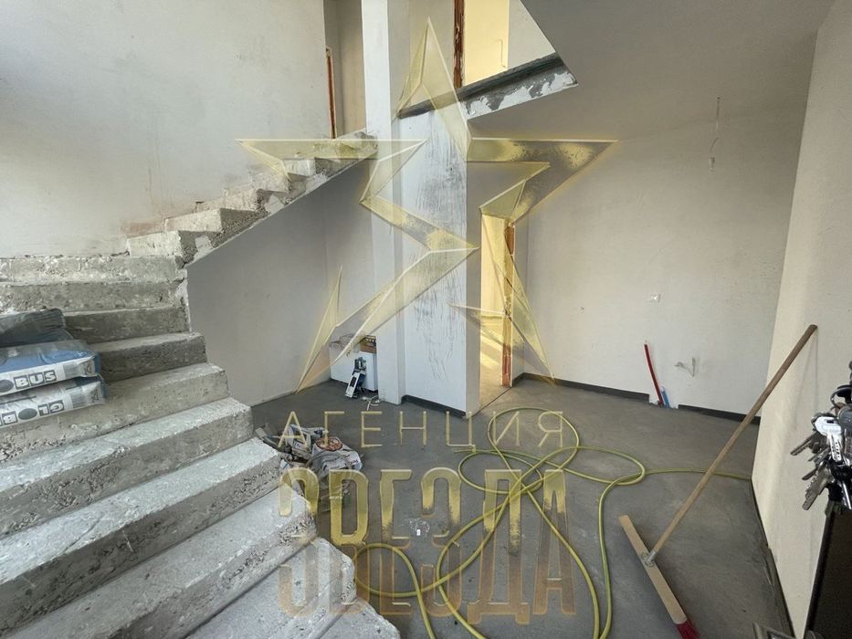 Къща, Беломорски, самостоятелна!