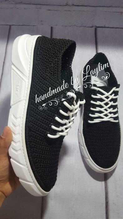 Toqilgan oyoq kiyimlar