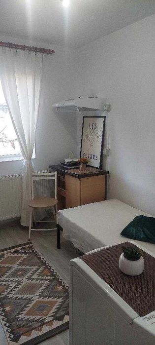 Proprietar inchiriez garsoniera