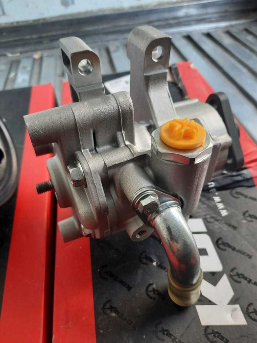 Ступица и бензонасос на а/м Ford Transit