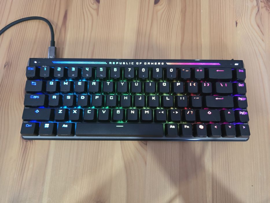 Asus rog falchion ace hfx tastatură de gaming