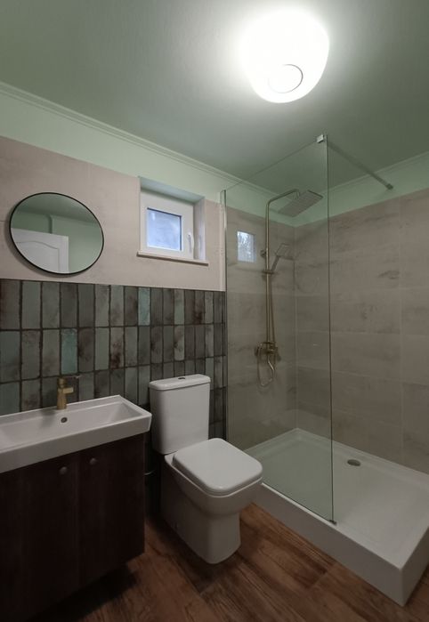 Casă noua complet utilata Șimnicu de Sus - pârâu, iaz, lângă padure