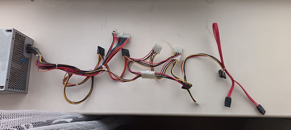 Продам блок питание для компютера Huntkey CP-350