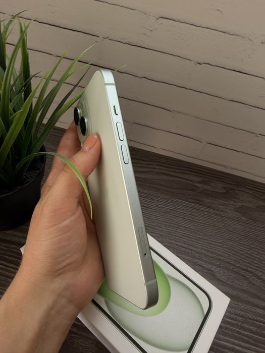 Iphone 15 128gb АКБ 89%