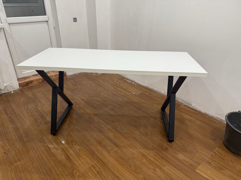 Стол компьютерный